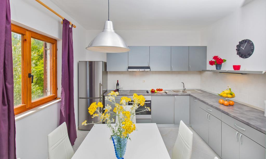 Apartment Lujak Donje Celo Eksteriør bilde