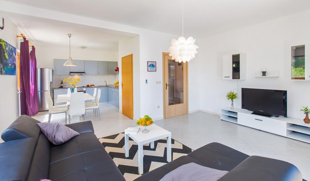 Apartment Lujak Donje Celo Eksteriør bilde
